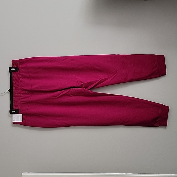 πHPπ Nike Yoga Dri-FIT Dynamic Berry Pink 7/8-Length Joggers L - Picture 6 of 10